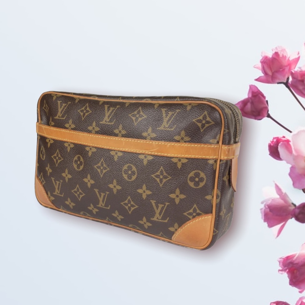 LOUIS VUITTON Monogram Compiegne 28 Clutch Makeup Pouch Bag